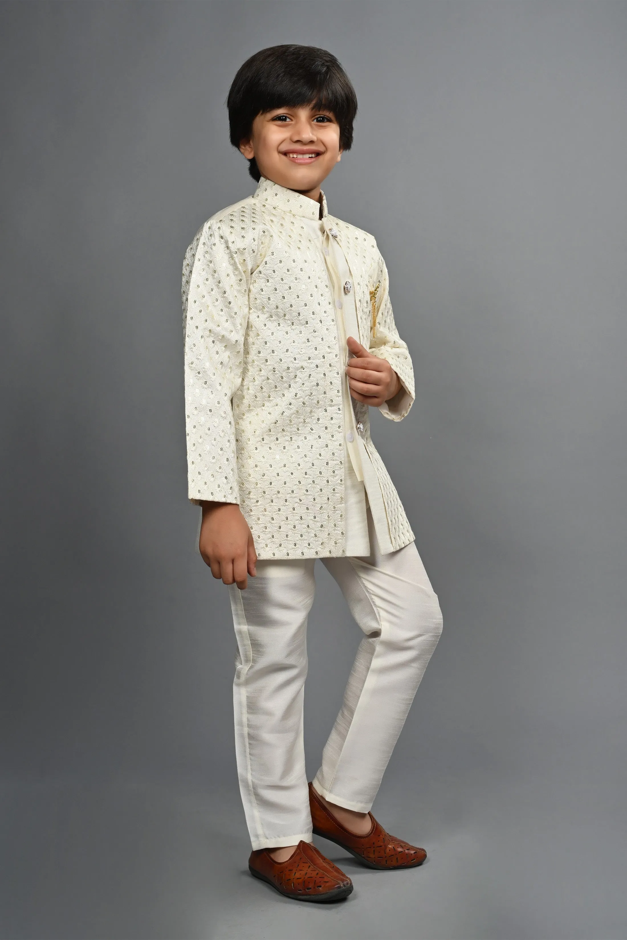 Ahhaaaa Kids Ethnic Silk Blend Indo-Western Sherwani Set For Boys