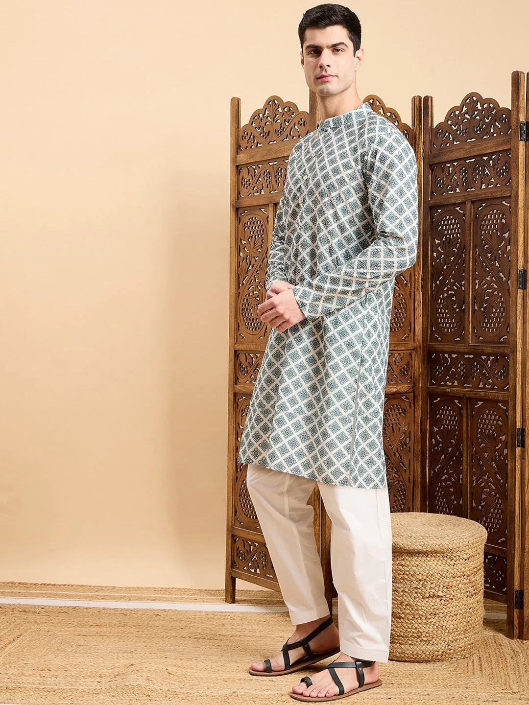 Blue Ethnic Motifs Printed Mandarin Collar Straight Kurta