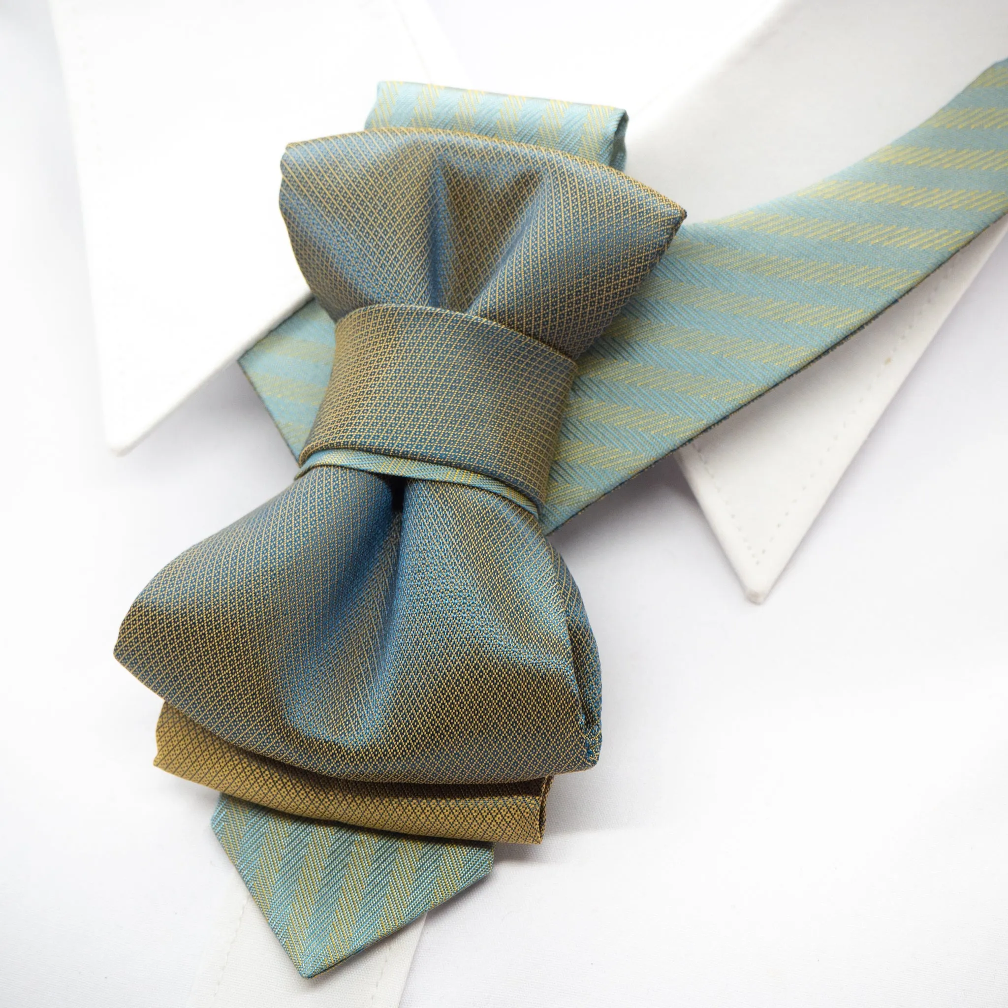 BOW TIE "THE BIRCH"