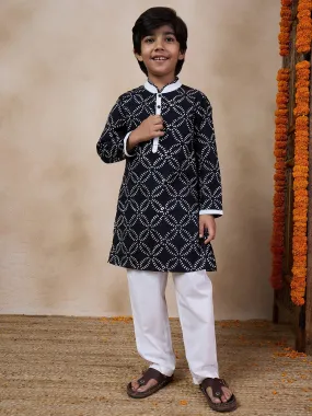 Boys Ethnic Motifs Printed Mandarin Collar Kurta With Pyjamas