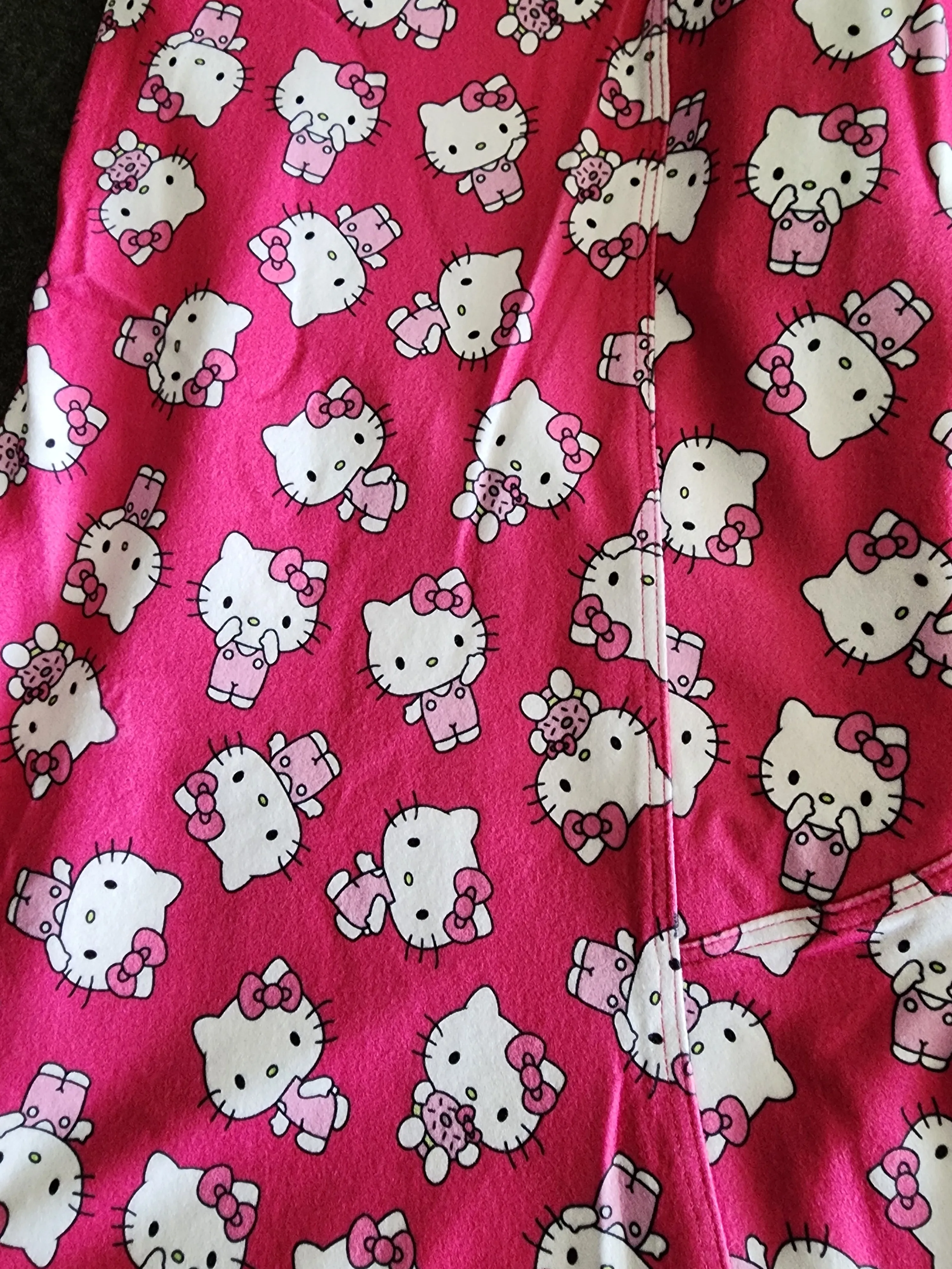 *CP Hello Kitty Donut Leggings