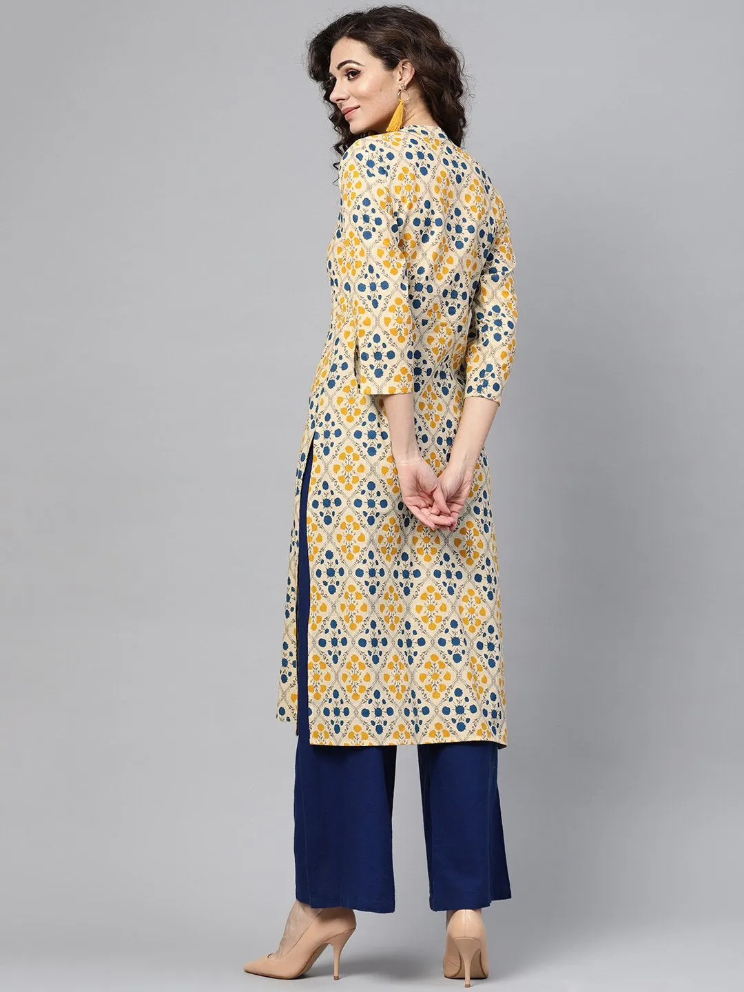 Cream Multi Colored Straight Kurta With Mandarin Collar & 3/4 Sleevs