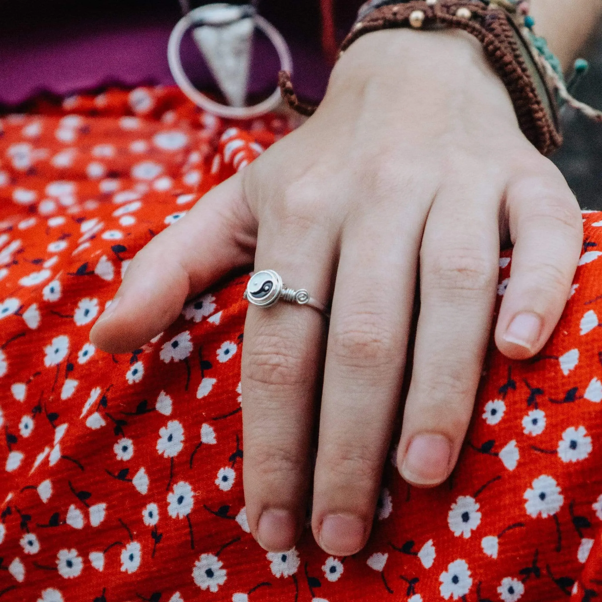 Duality Yin Yang Ring