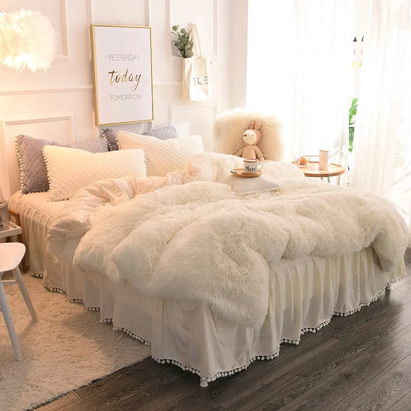 Famvotar Chic Faux Fur Shaggy Bedding Set Full 4 Pcs Set ( 1 Comforter Cover 1 Ruffle Quilted Bedskirt  2 Pillow Shams) Velvet