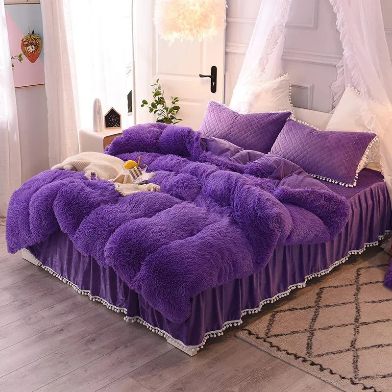 Famvotar Luxury Plush Shaggy Bedding Set (1 Faux Fur Duvet Cover 1 Quilted Ruffle Bedskirt 2 Pompoms Fringe Pillow Shams)