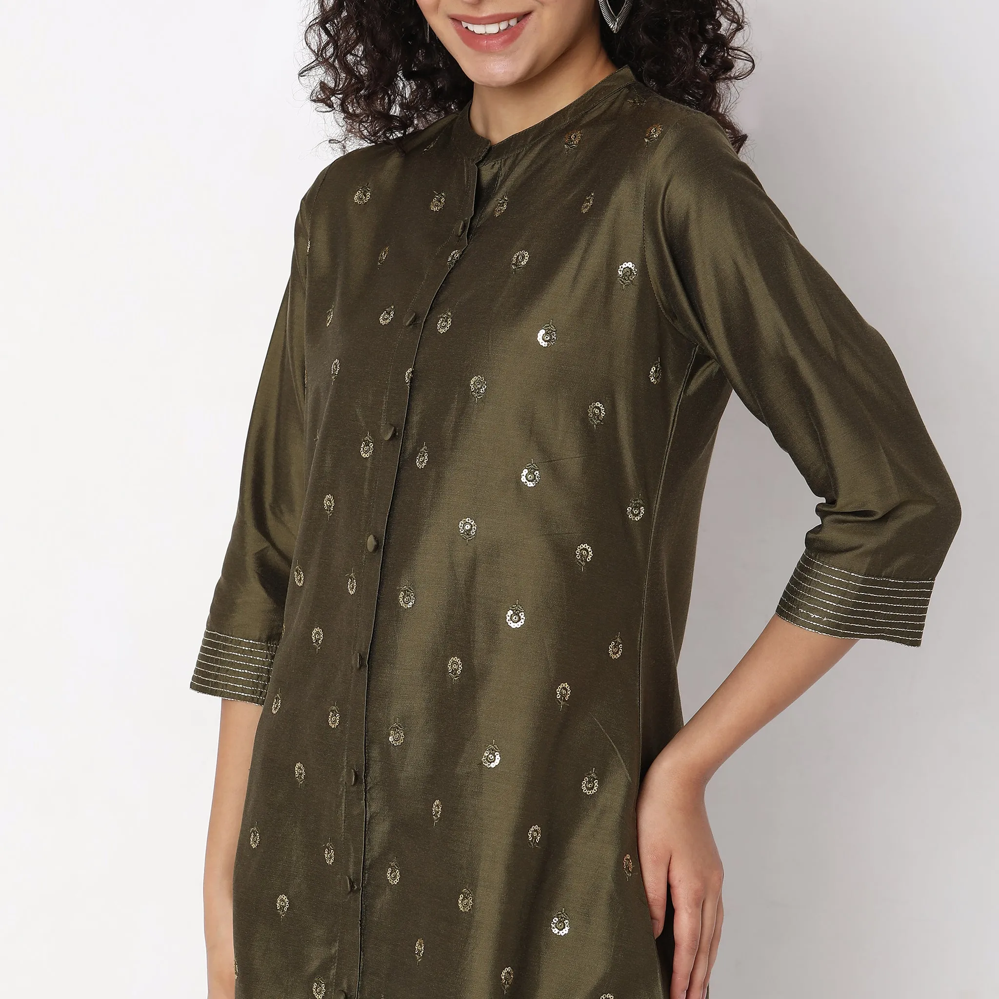 Flare Fit Embellished Kurta