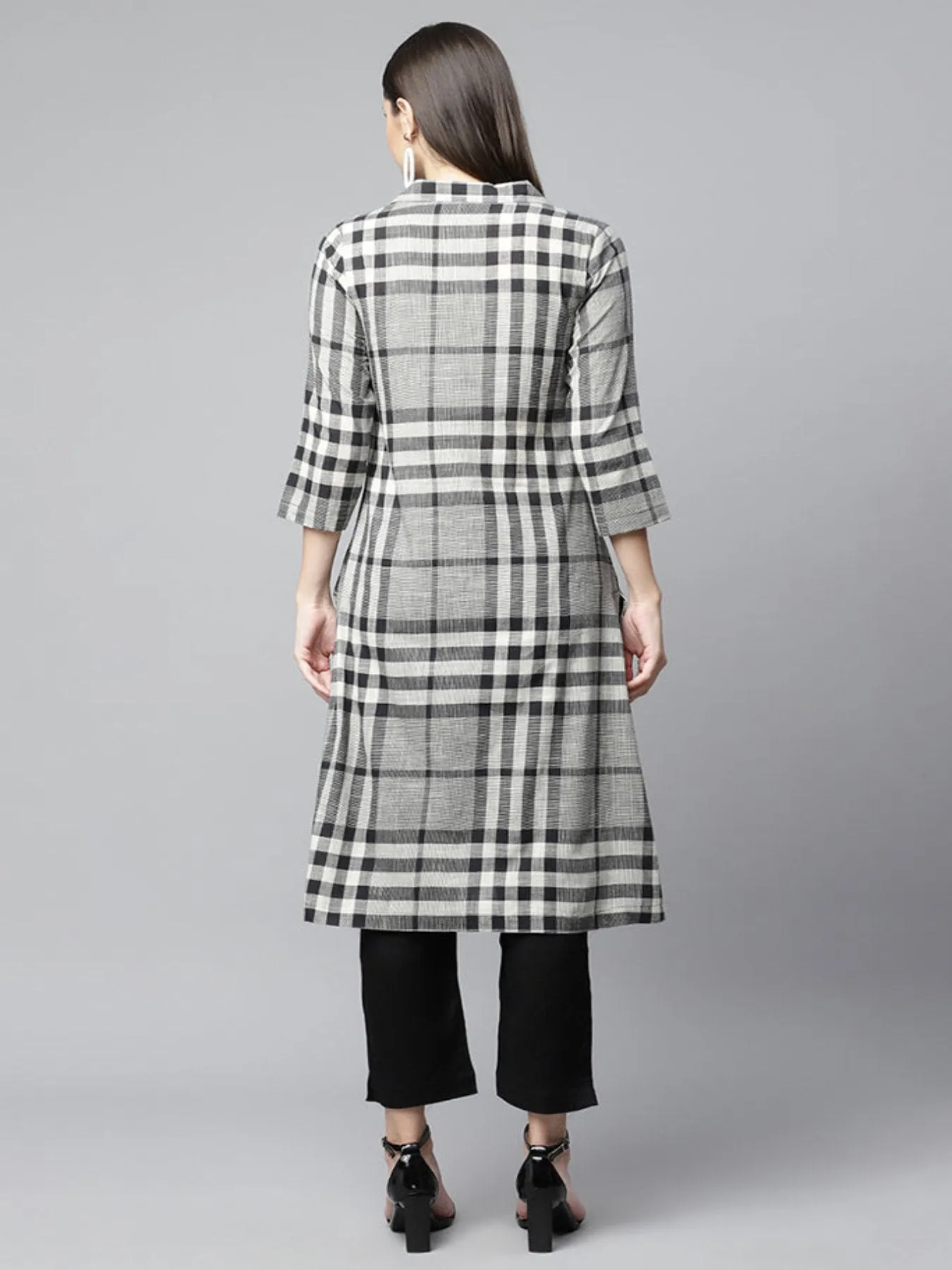 Grey And Black Check Printed Straight Kurta