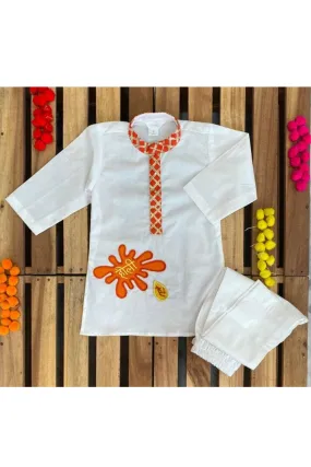 Off white kurta with holi hai patch work and pyjama