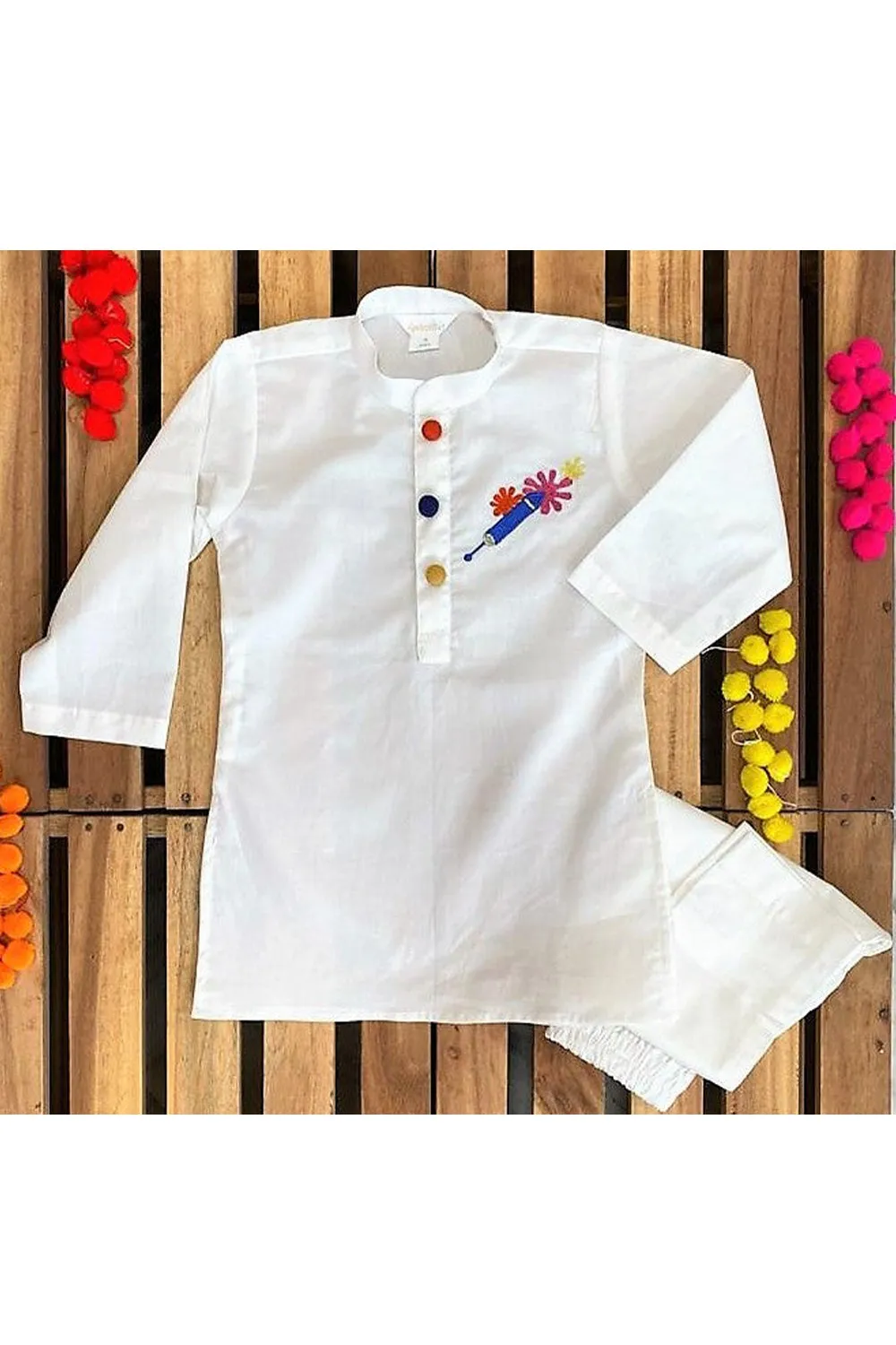 Off white pichkari embroidered holi kurta with pyjama