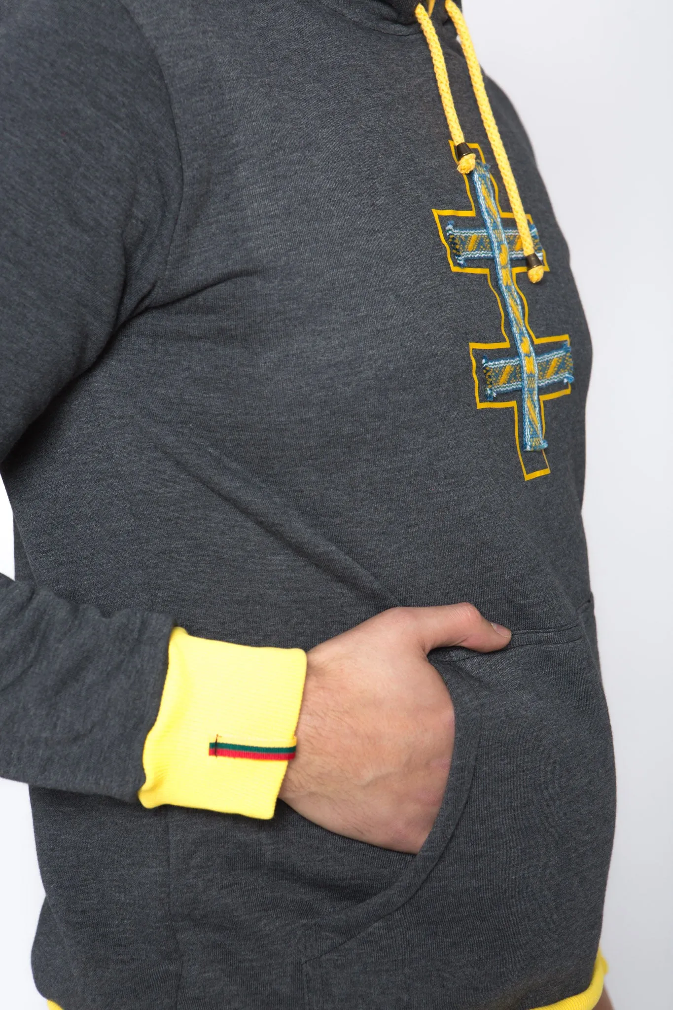 Sofa Killer warm dark grey men hoodie with yellow cuff LTU