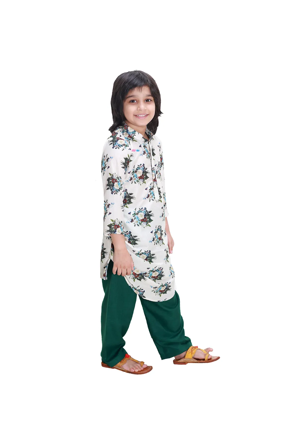 White floral print kurta with pyjama set