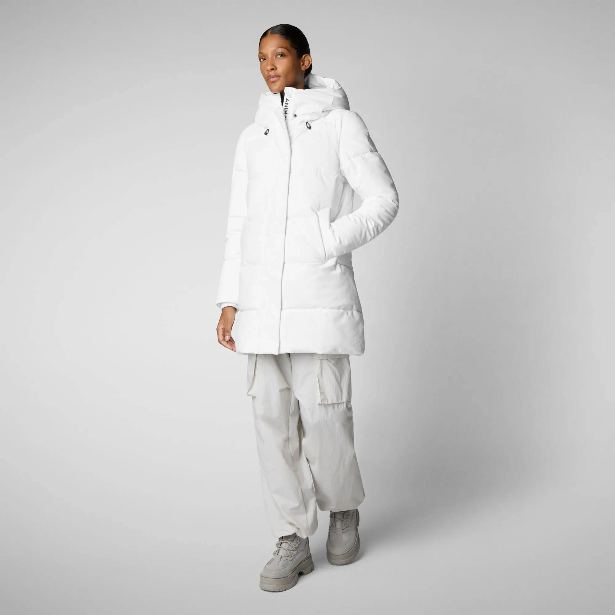 Woman's hooded parka Bethany in white