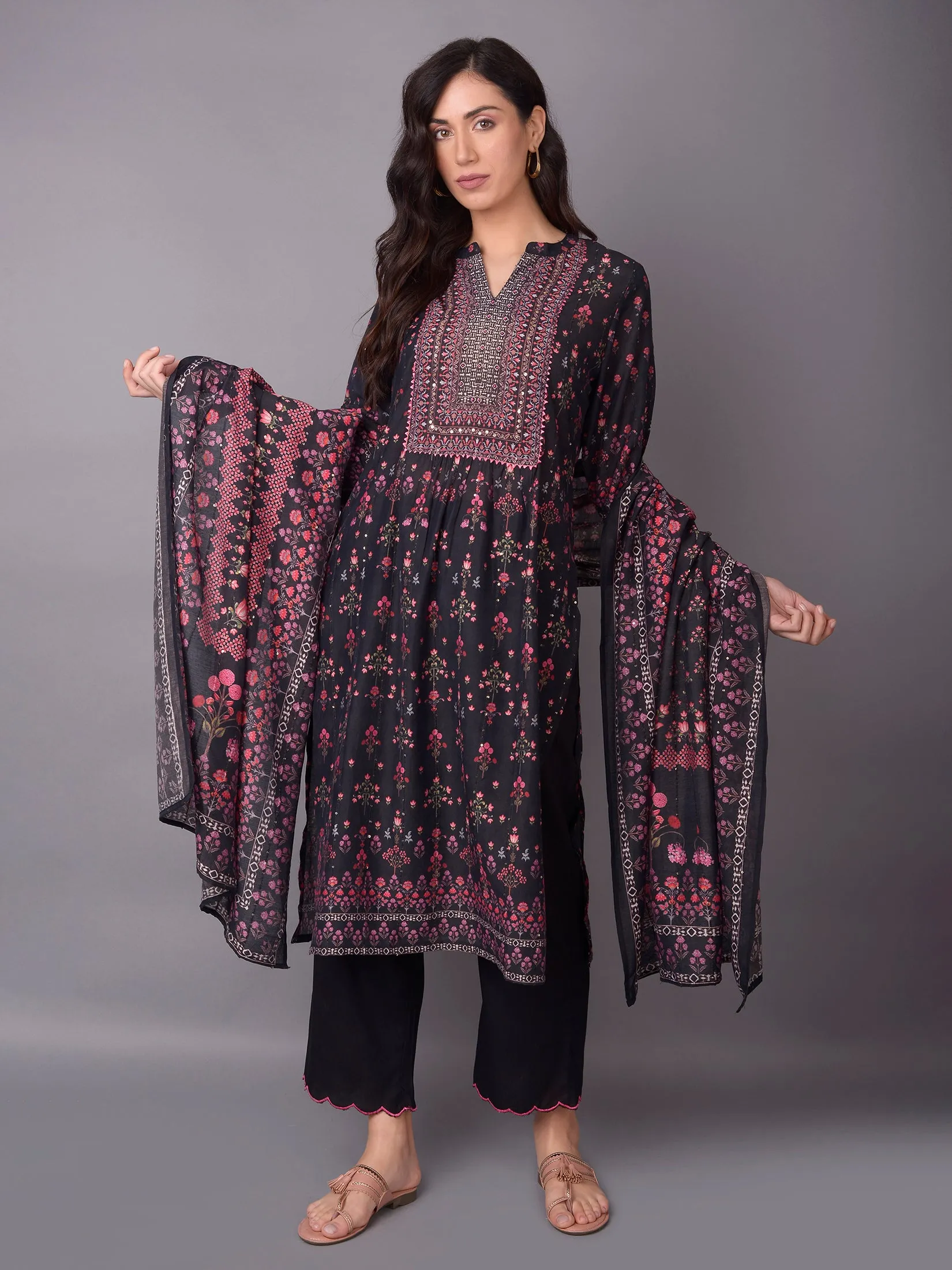 Women Black Floral Printed Kurta Trouser Dupatta